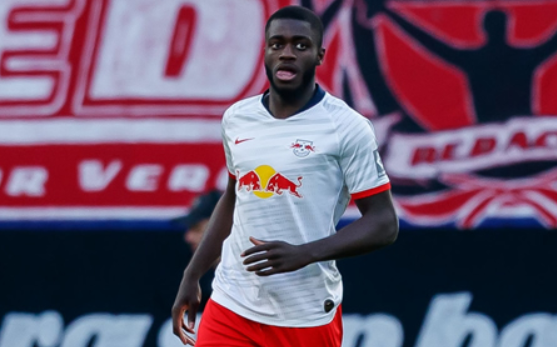 拜仁有意签下尤帕梅卡诺